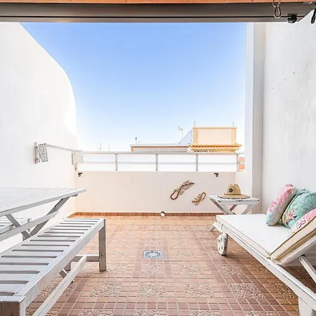 Beach With Terrace Ideal For Digital Nomads